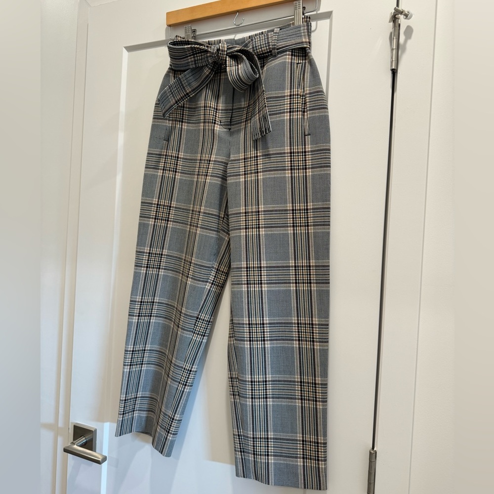 PRICE DROP⬇️ Aritzia | Plaid Dress Pants | Size 0